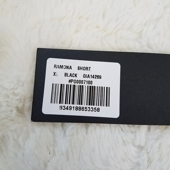 I.AM.GIA RAMONA SHORTS - Picture 9 of 9